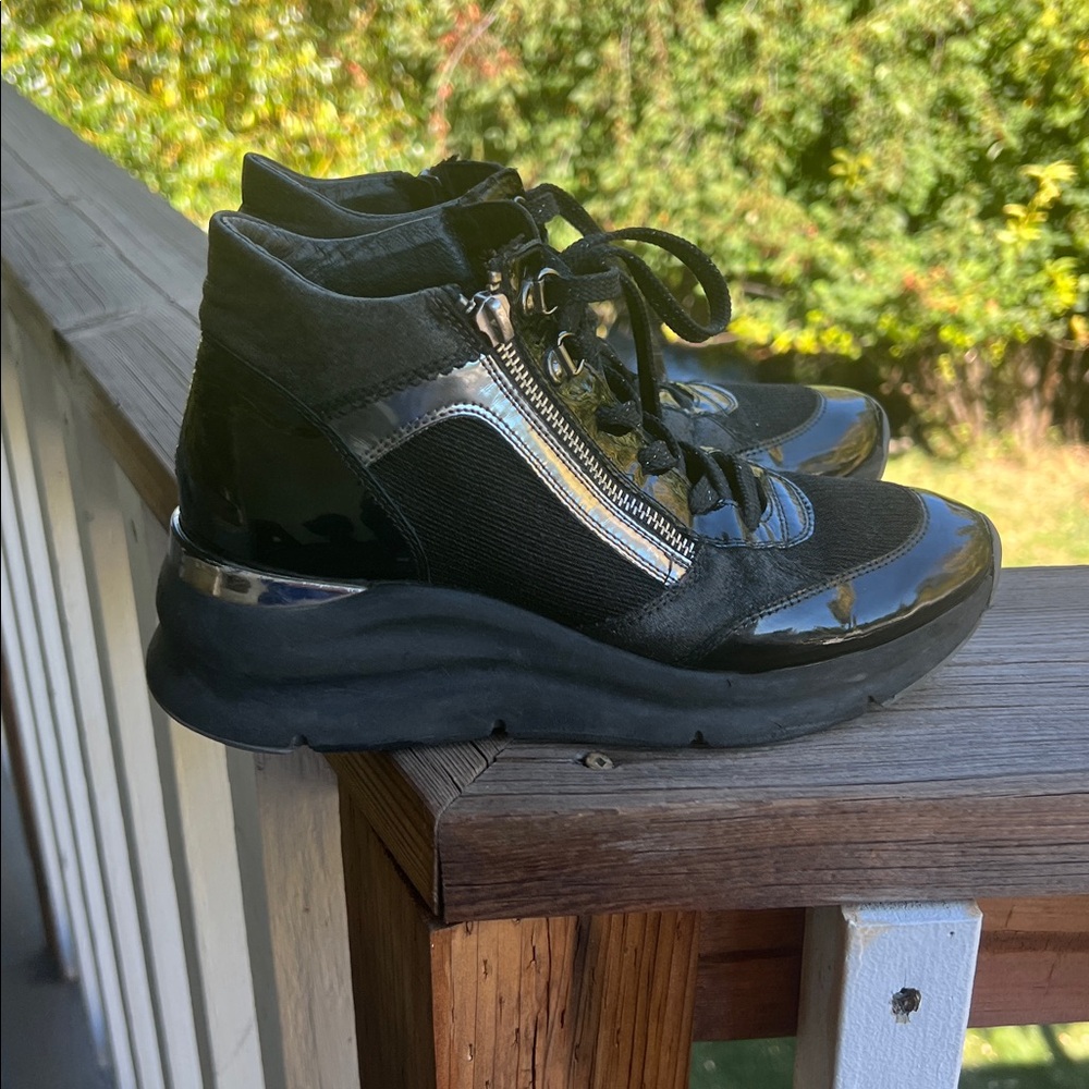 RON WHITE high top sneakers